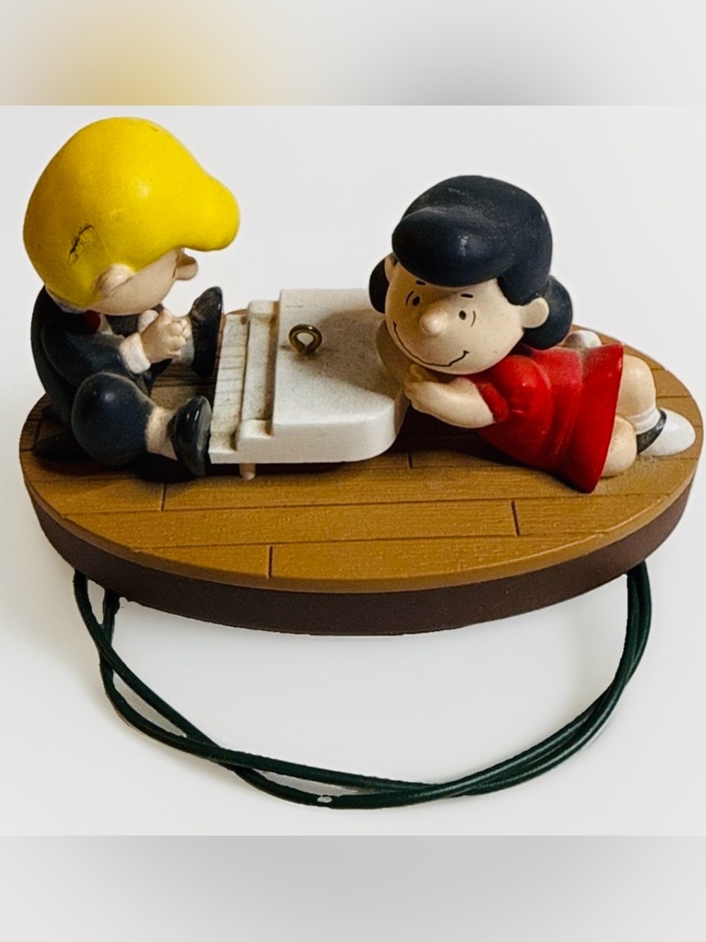 1996 Hallmark Peanuts Lucy and Schroeder Piano Figurine Ornament Magic